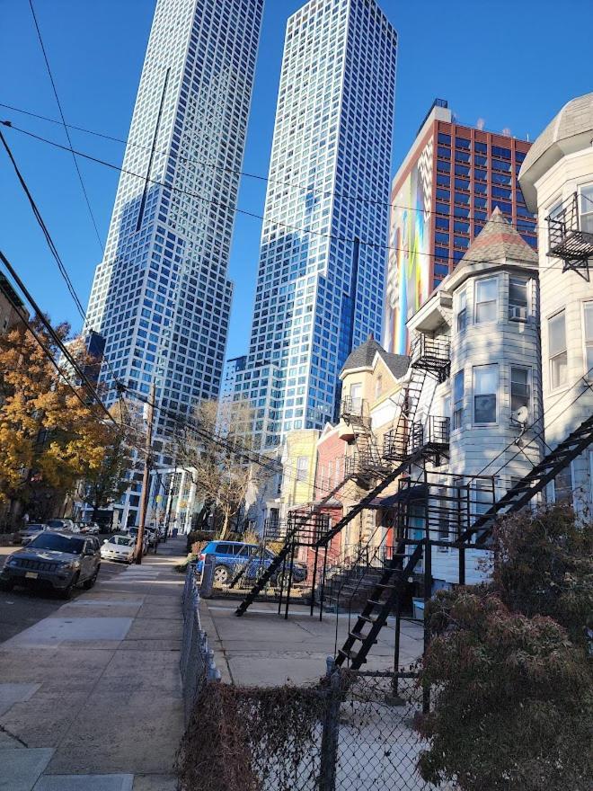 Magnolia Stay Near New York City Джерси-Сити Экстерьер фото